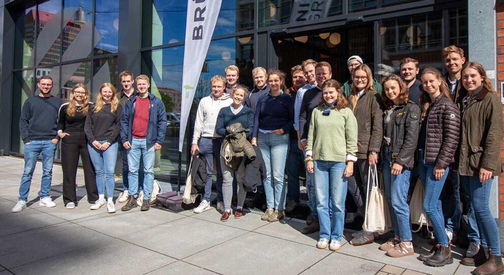 YOUNG DLG KIEL VISITS THE BRÜNING GROUP